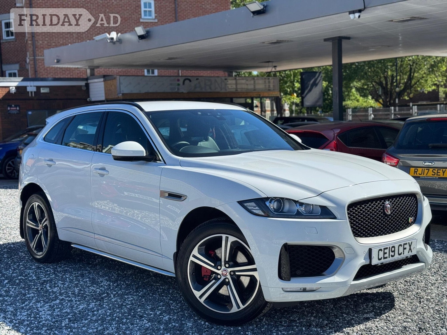 Jaguar F-Pace 2019 - Cars