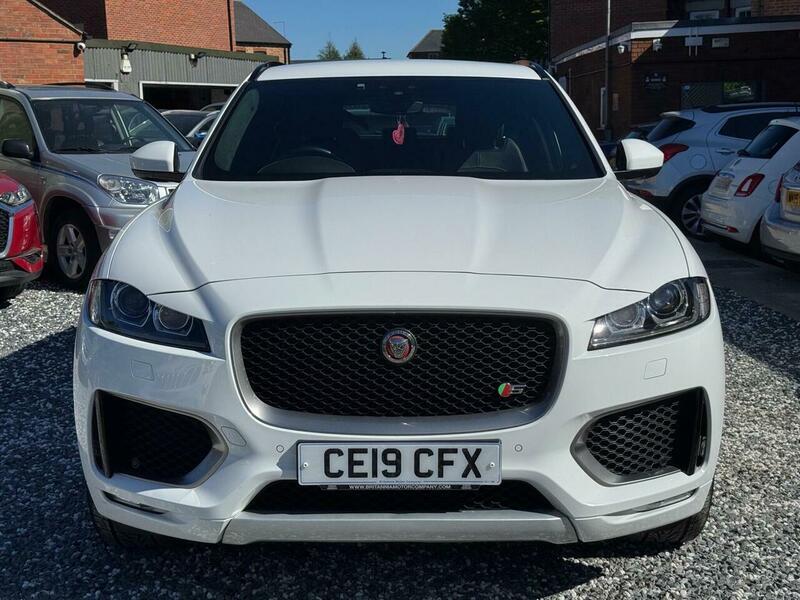 Jaguar F-Pace 2019 - Cars in Bedford