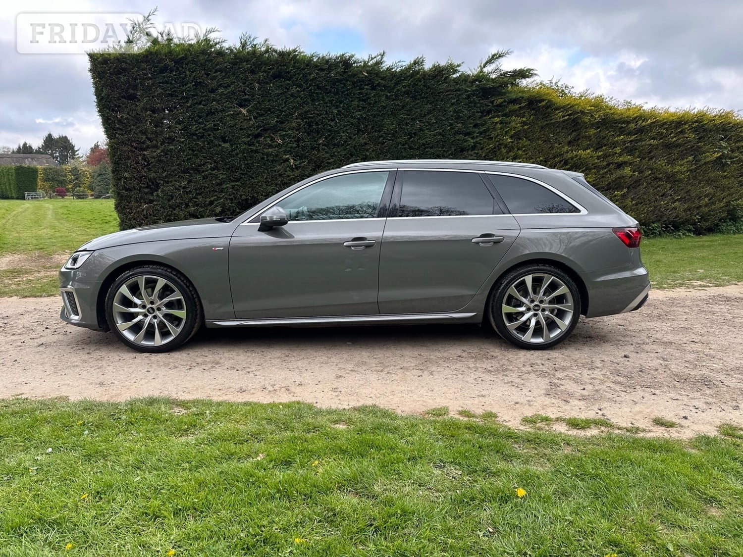 Audi A4 Avant 2024 - Cars