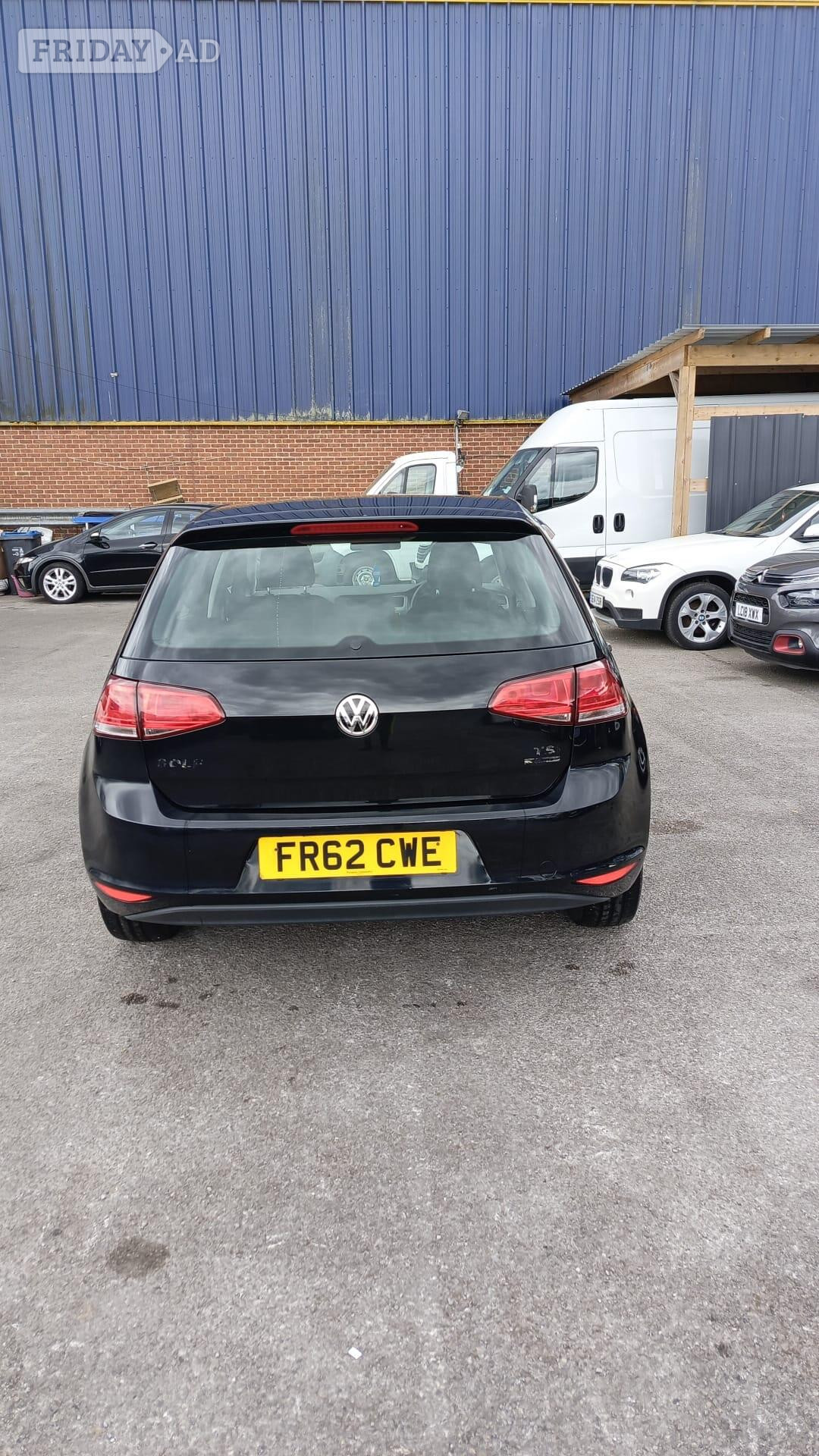 Volkswagen Golf 2013 - Cars