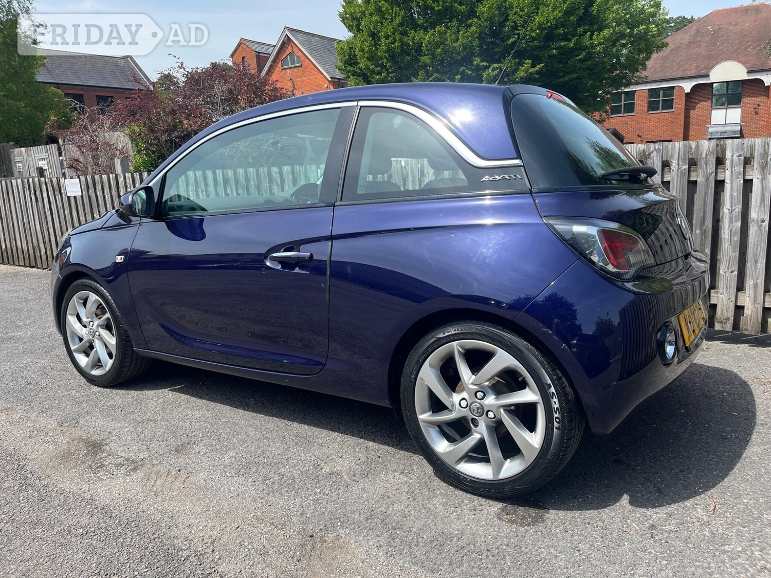[ berth ]Vauxhall Adam