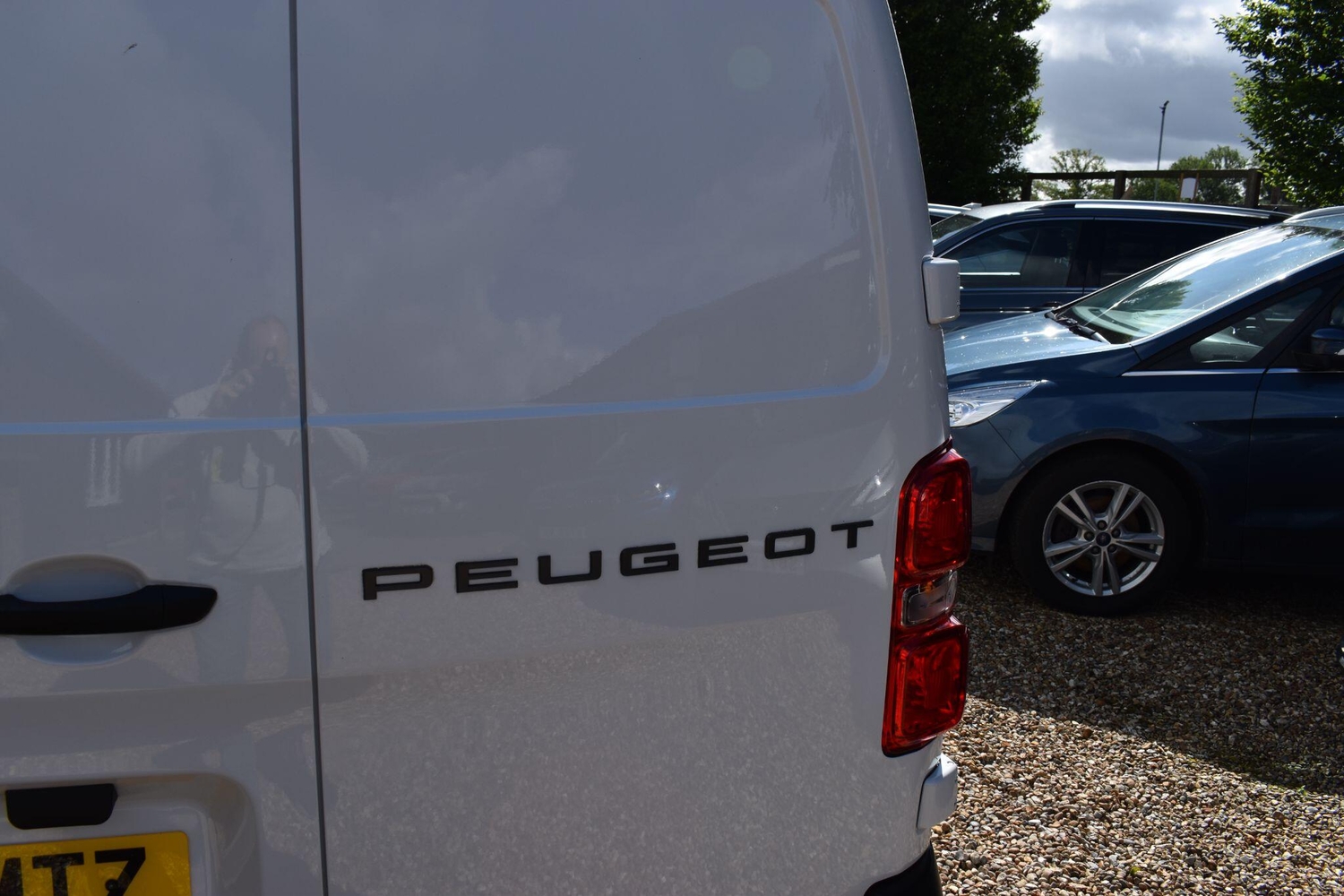 Peugeot E-EXPERT 2024 - Vans & Commercial Vehicles