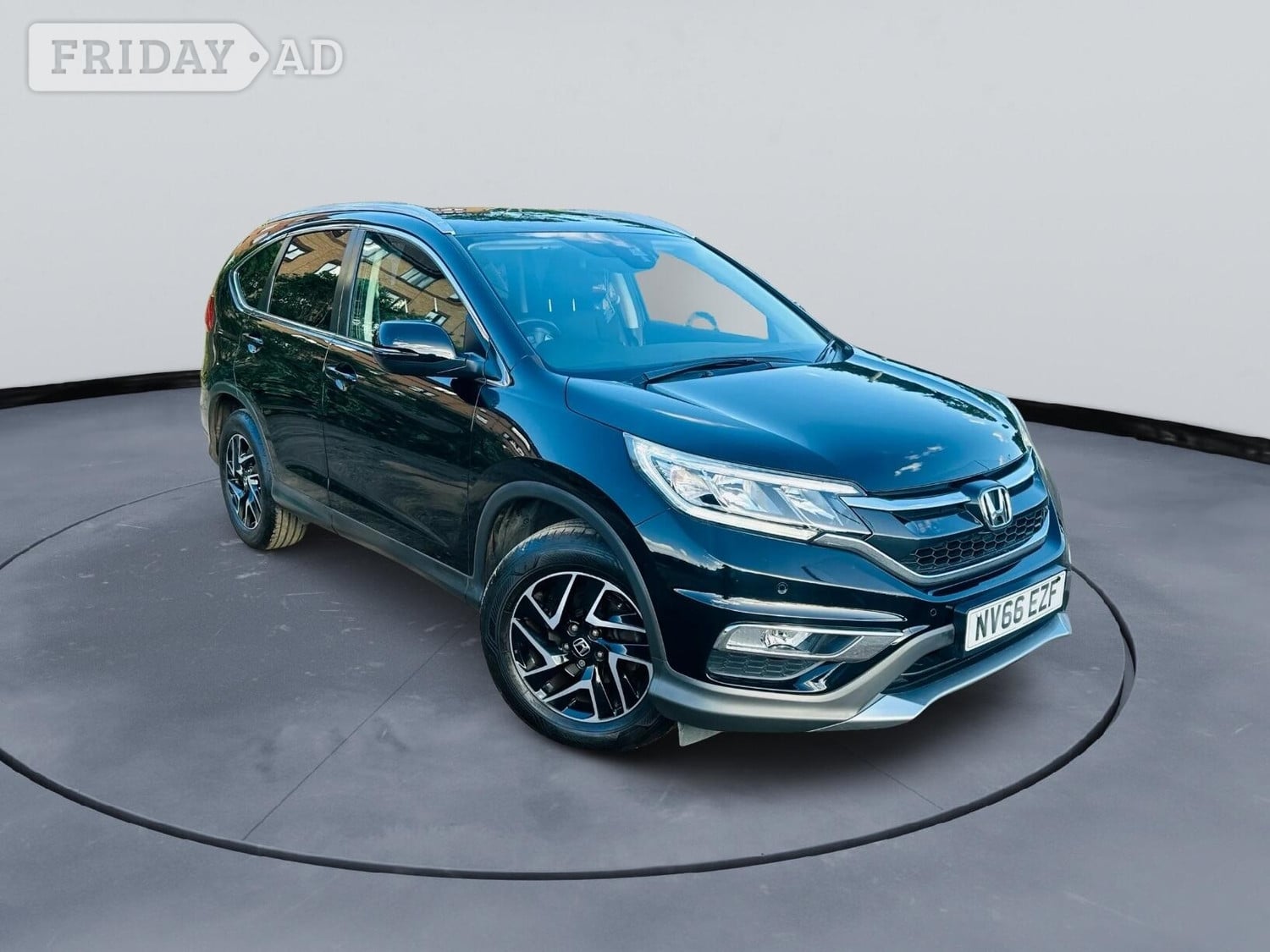 Honda CR-V 2016 in Ealing