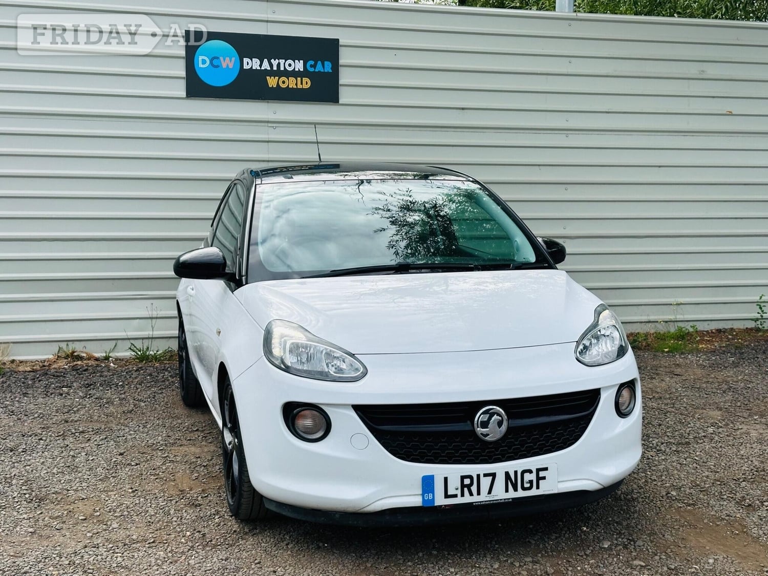 Vauxhall Adam 2017 in Hillingdon