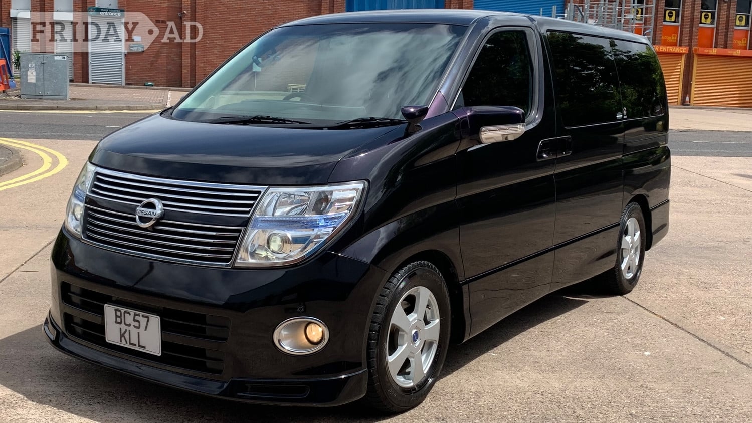 [ berth ]Nissan Elgrand