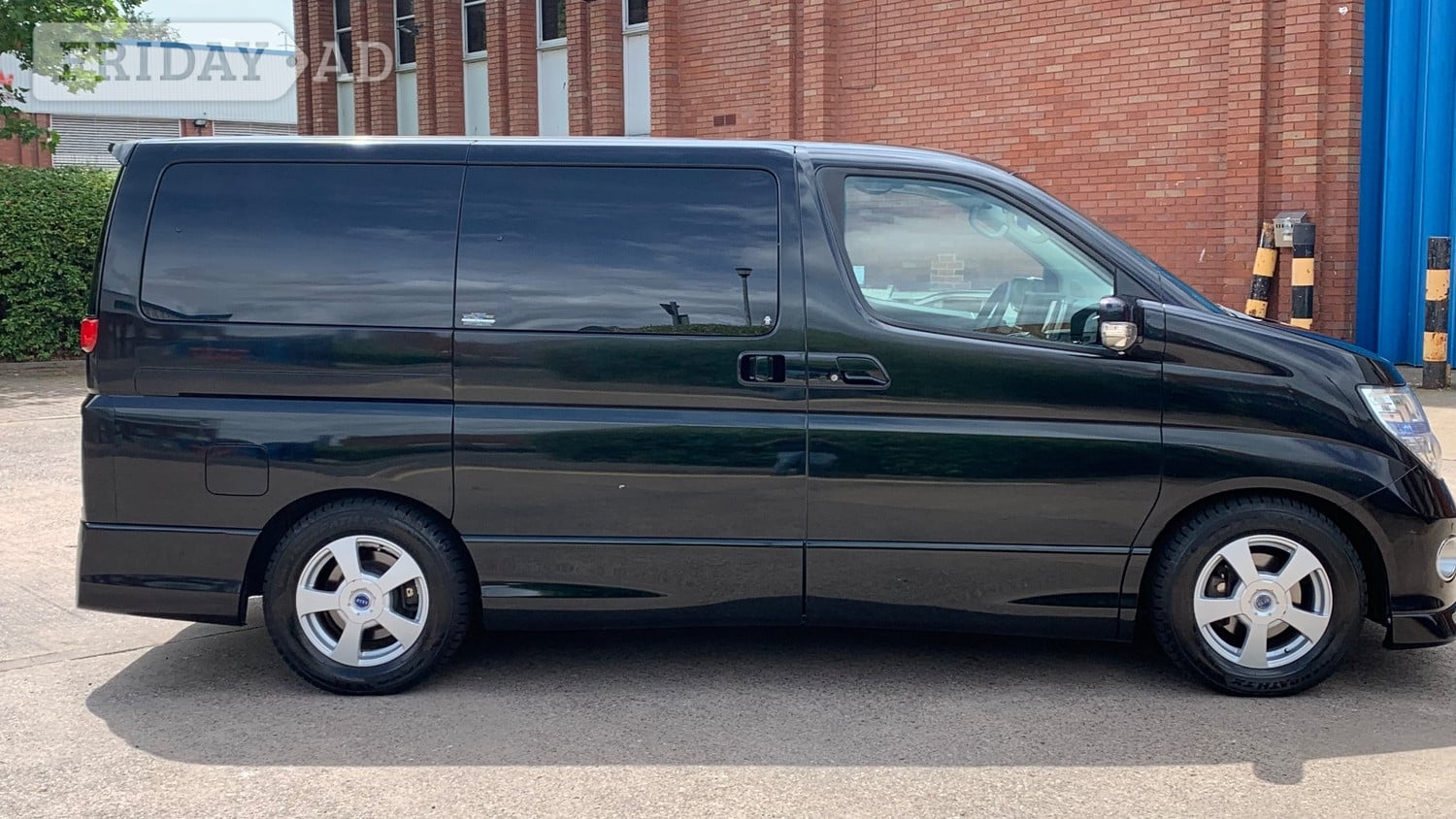 Nissan Elgrand 2008 - Cars