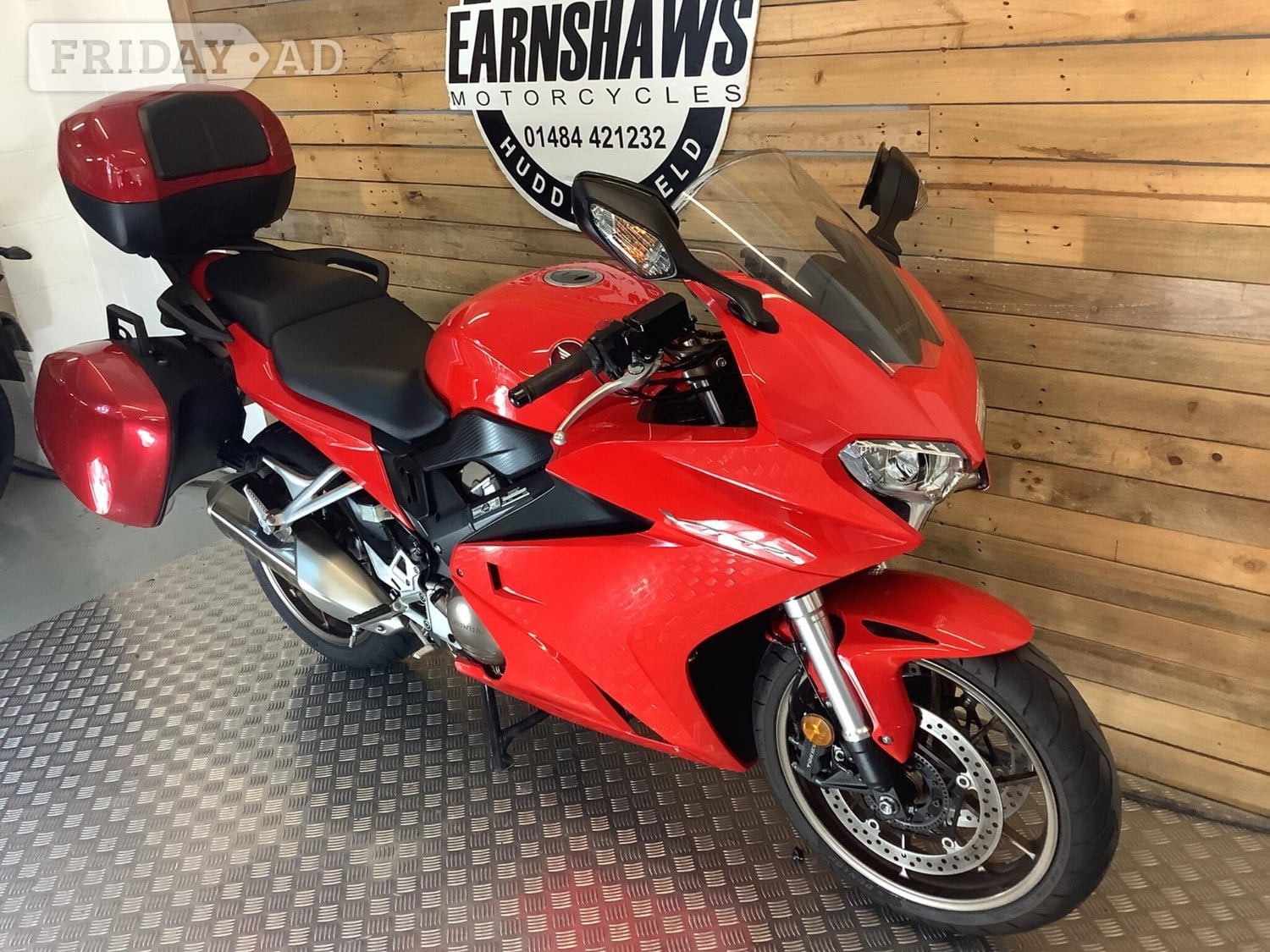 Honda VFR 2018 - Motorbikes, Scooters & Quads