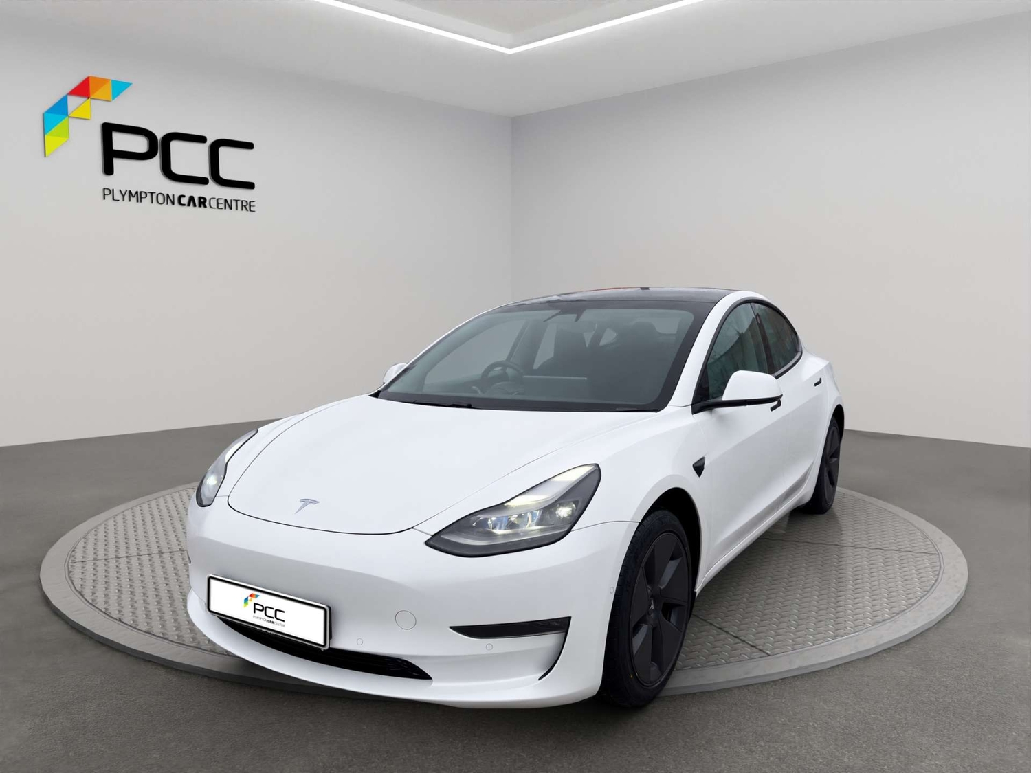 [ berth ]Tesla Model 3