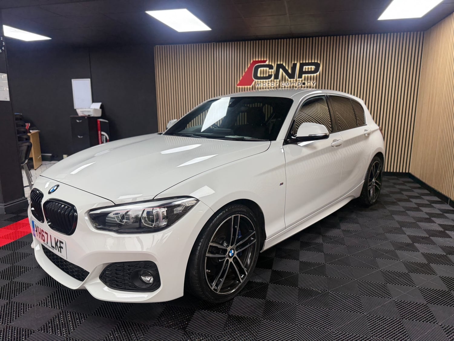BMW 1 Series 2017 - Cars