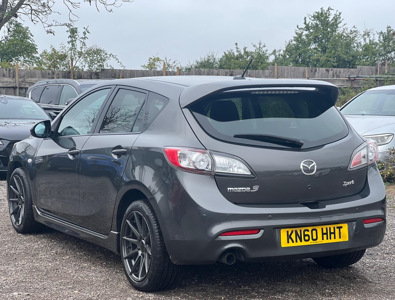 Mazda 3 2010 - Cars