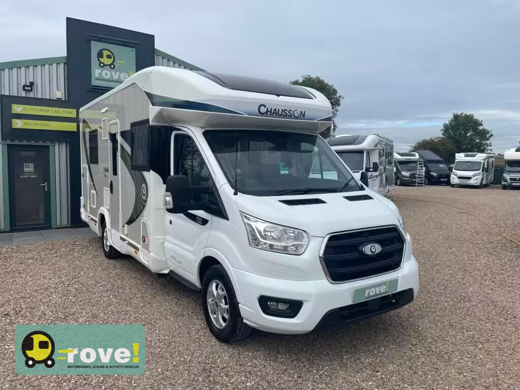 [4 berth ]Chausson Titanium 720 Automatic 2021