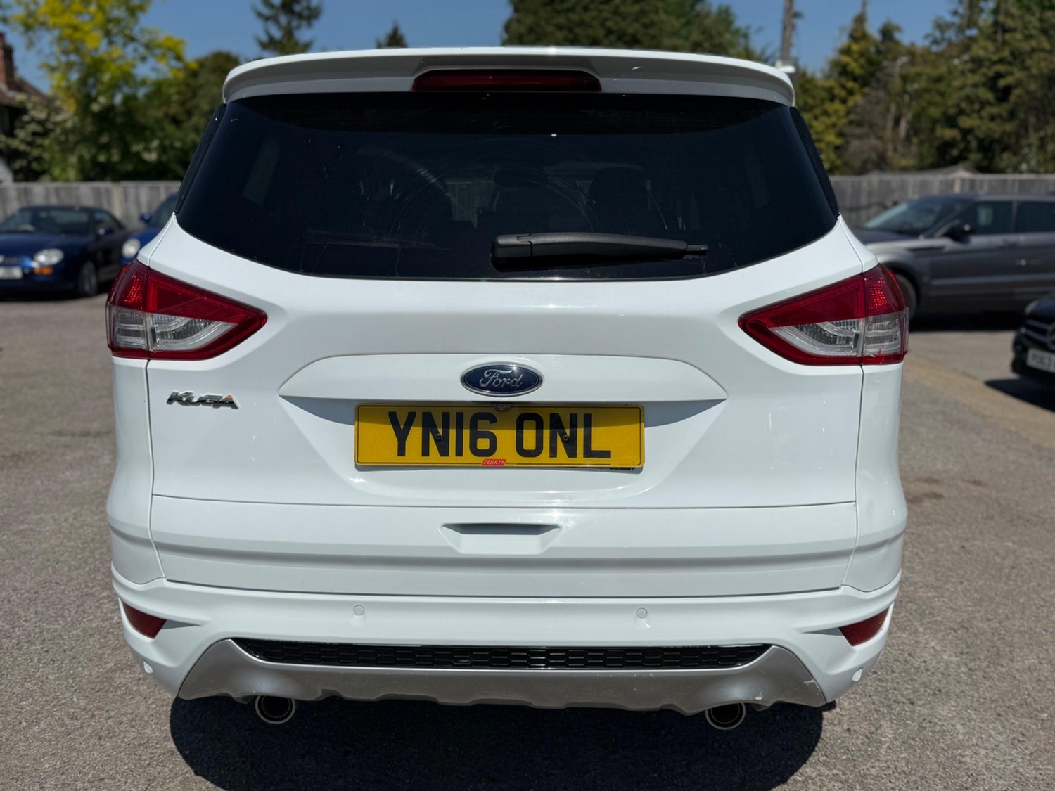 Ford Kuga 2016 - Cars