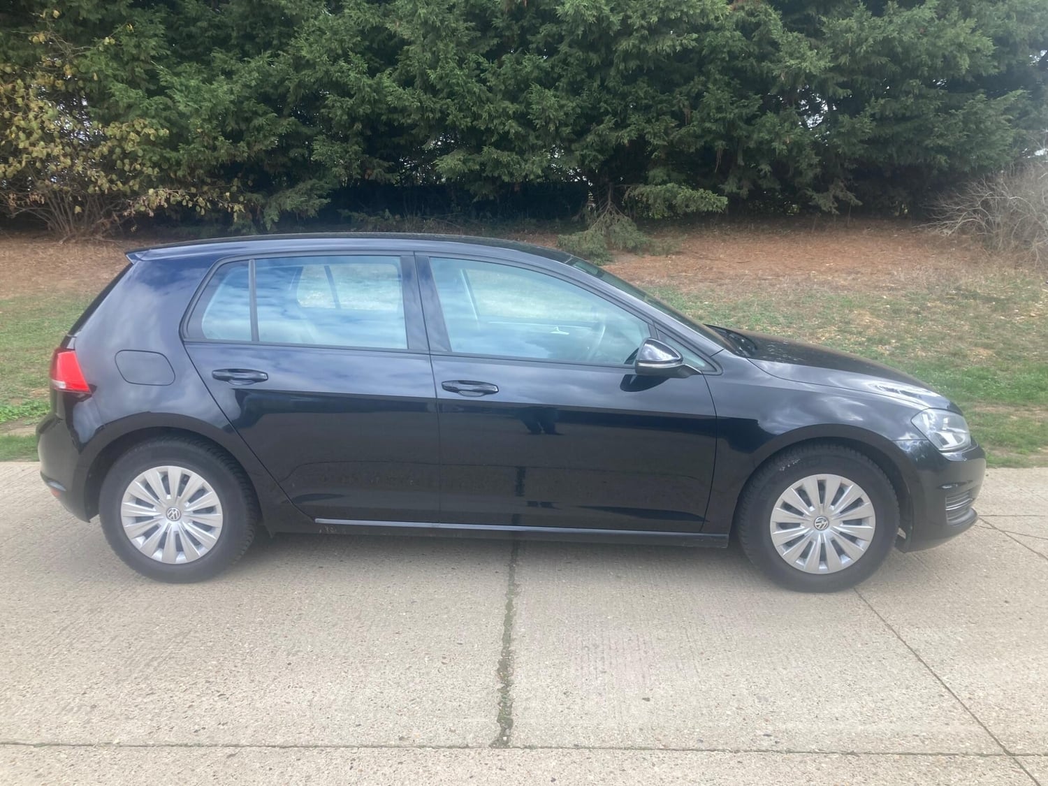 Volkswagen Golf 2013 - Cars