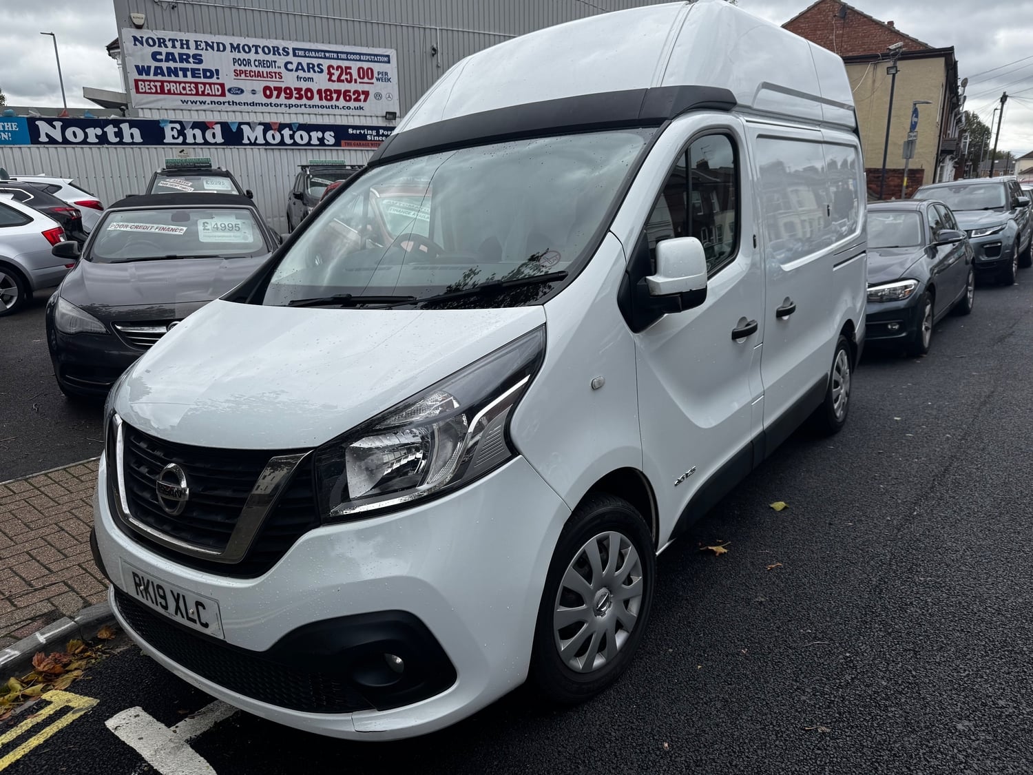 [ berth ]Nissan NV300