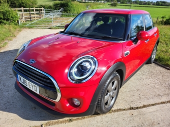 Mini Hatch 2019