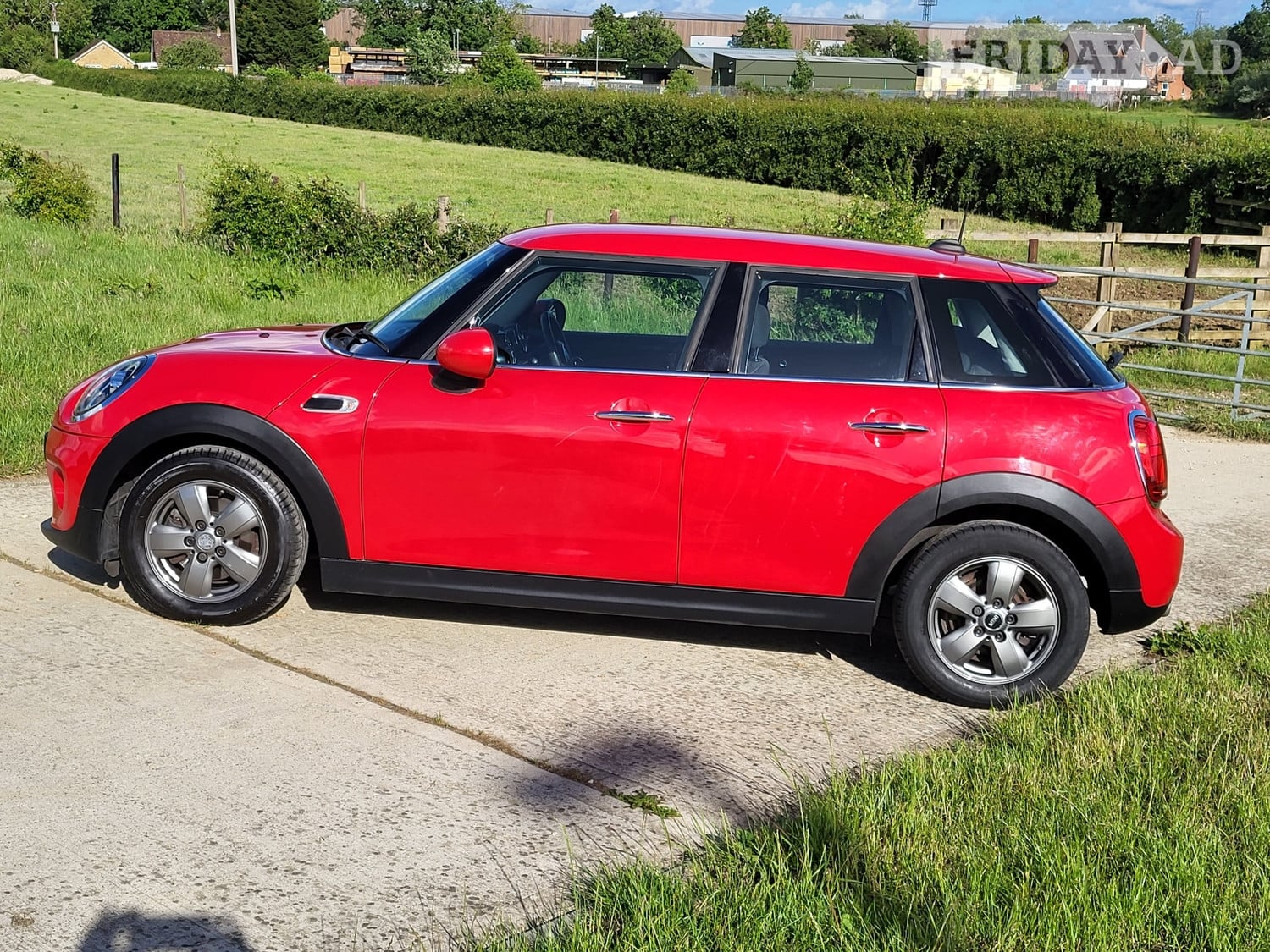 [ berth ]Mini Hatch