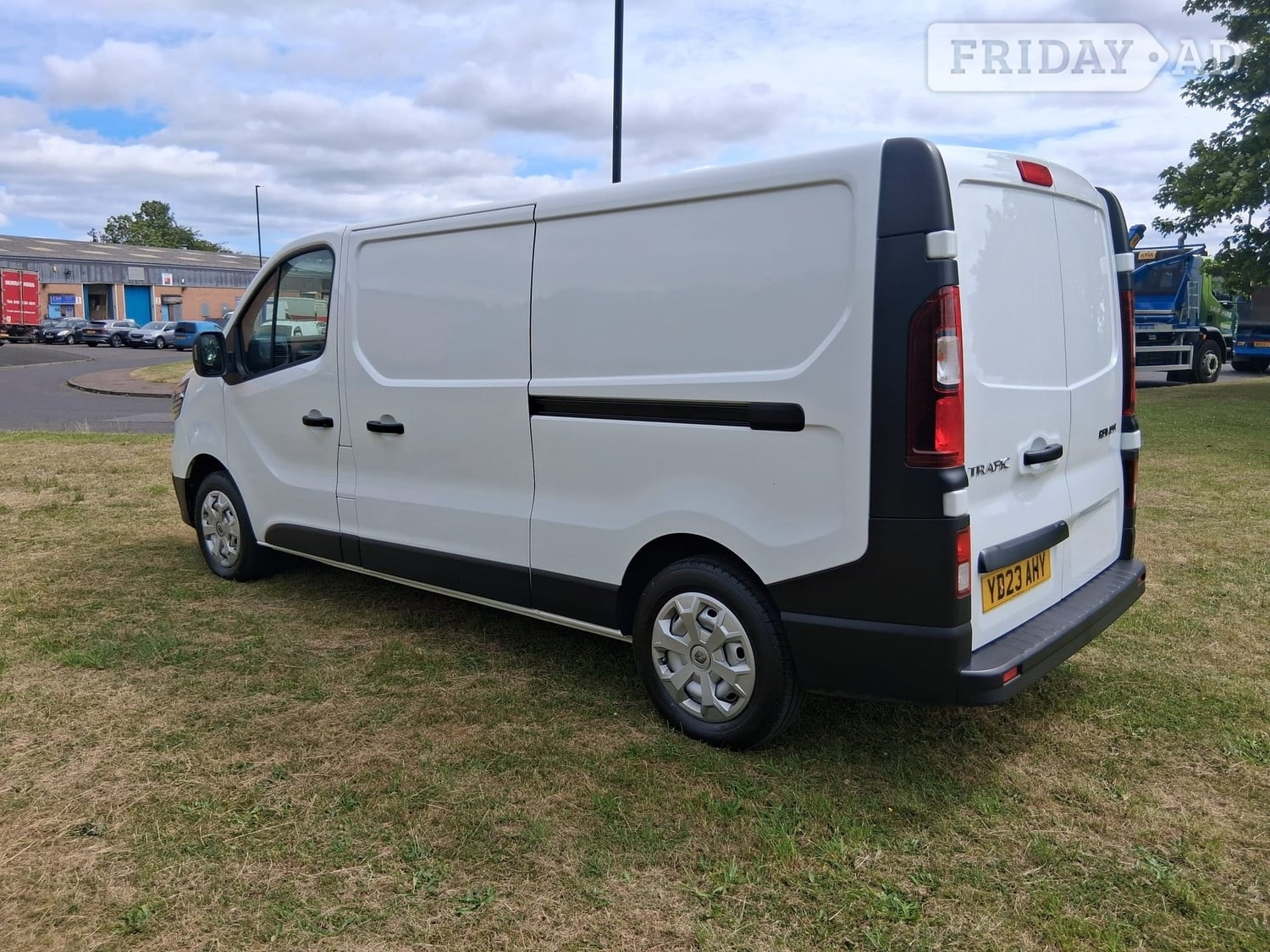[ berth ]Renault Trafic
