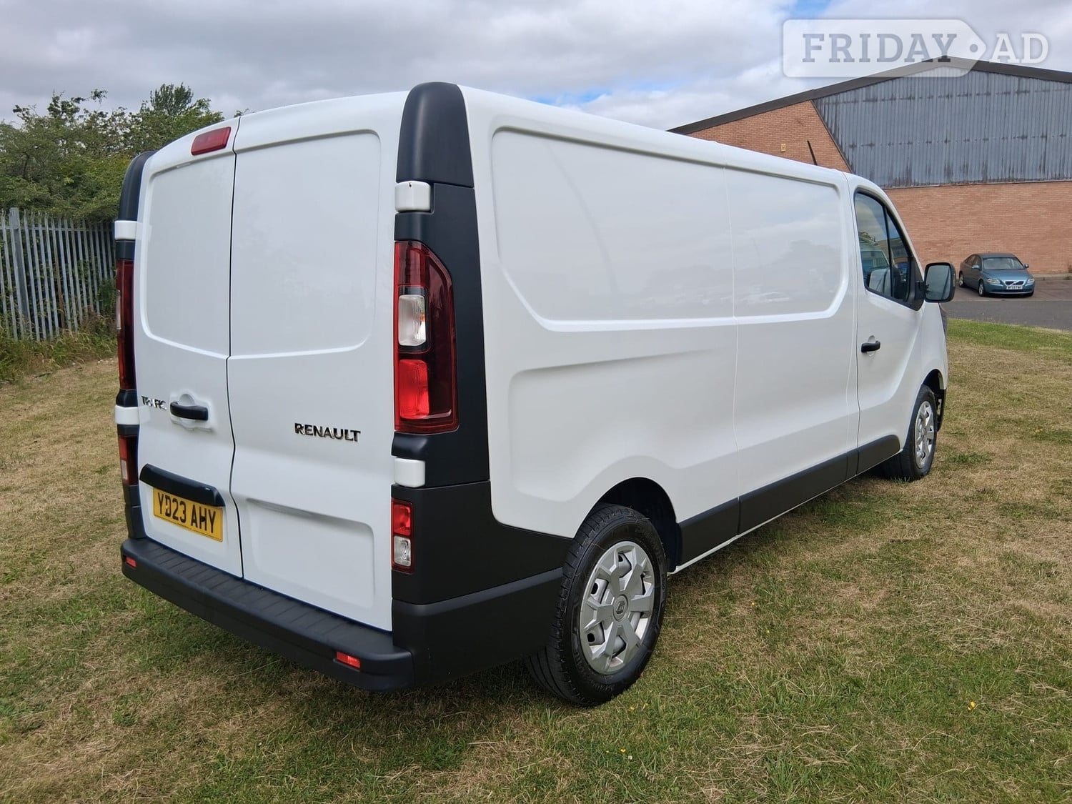 Renault Trafic 2023 - Vans & Commercial Vehicles