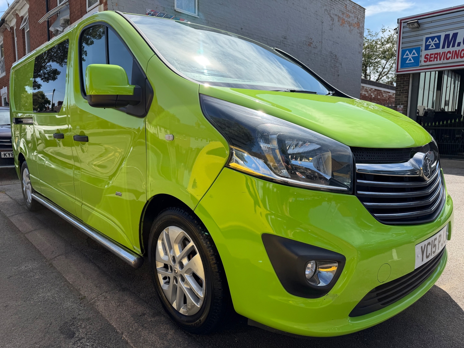 Vauxhall Vivaro 2015 - Vans & Commercial Vehicles in Kettering
