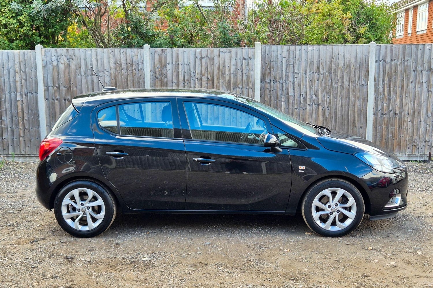 Vauxhall Corsa 2016 - Cars in Bexley
