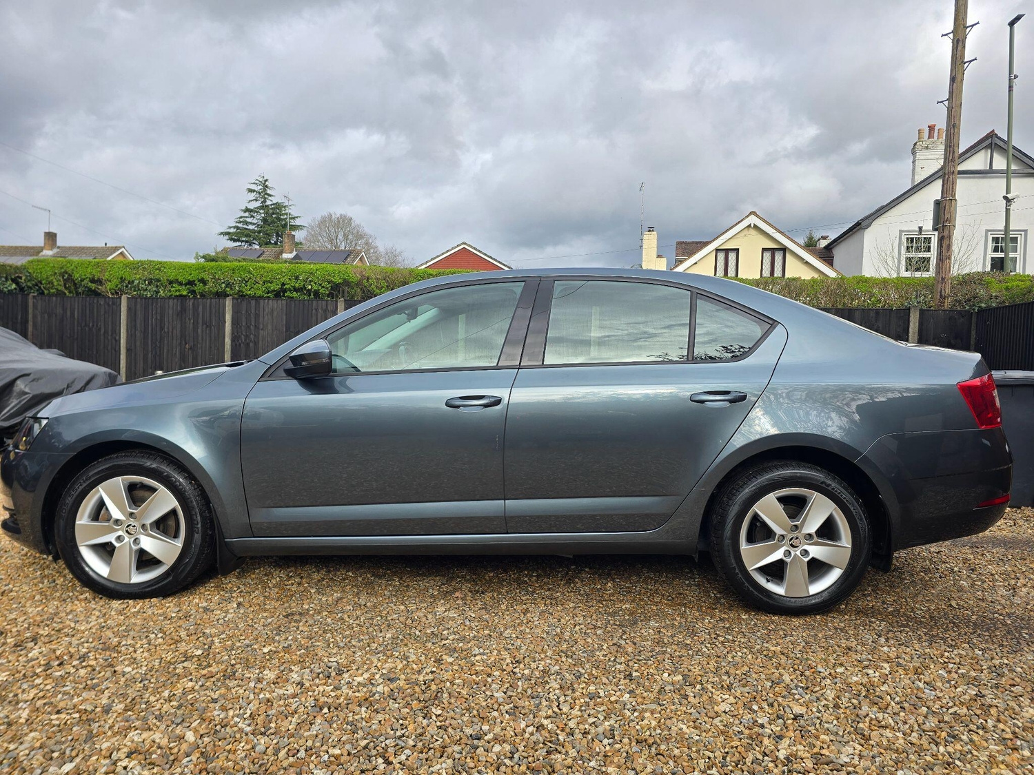 [ berth ]Skoda Octavia