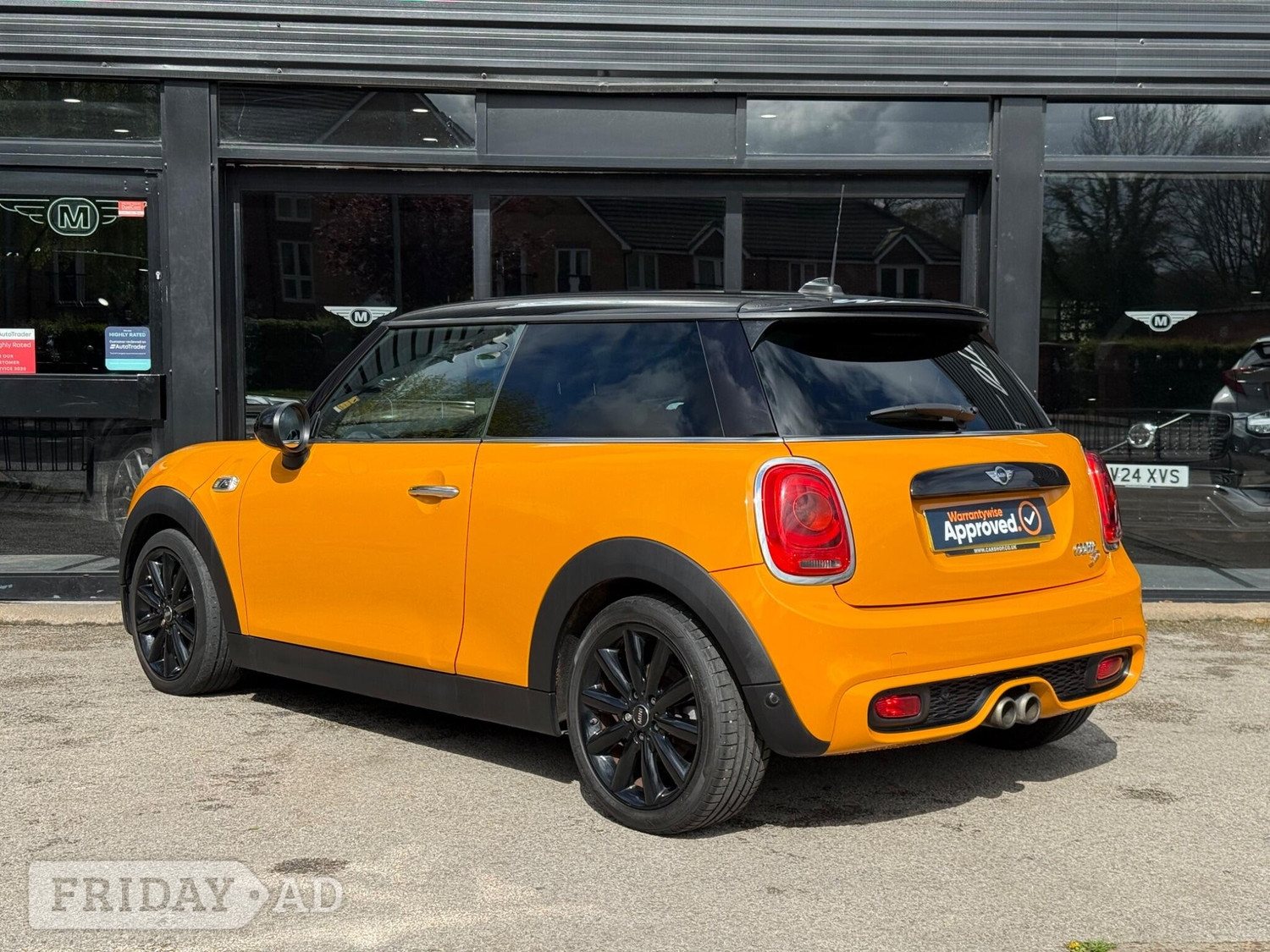 Mini Hatch 2015 - Cars in Nottingham