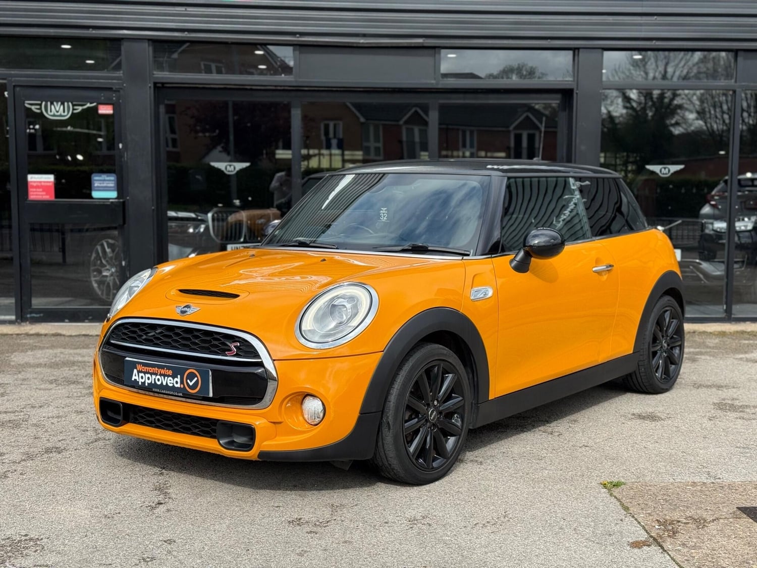[ berth ]Mini Hatch
