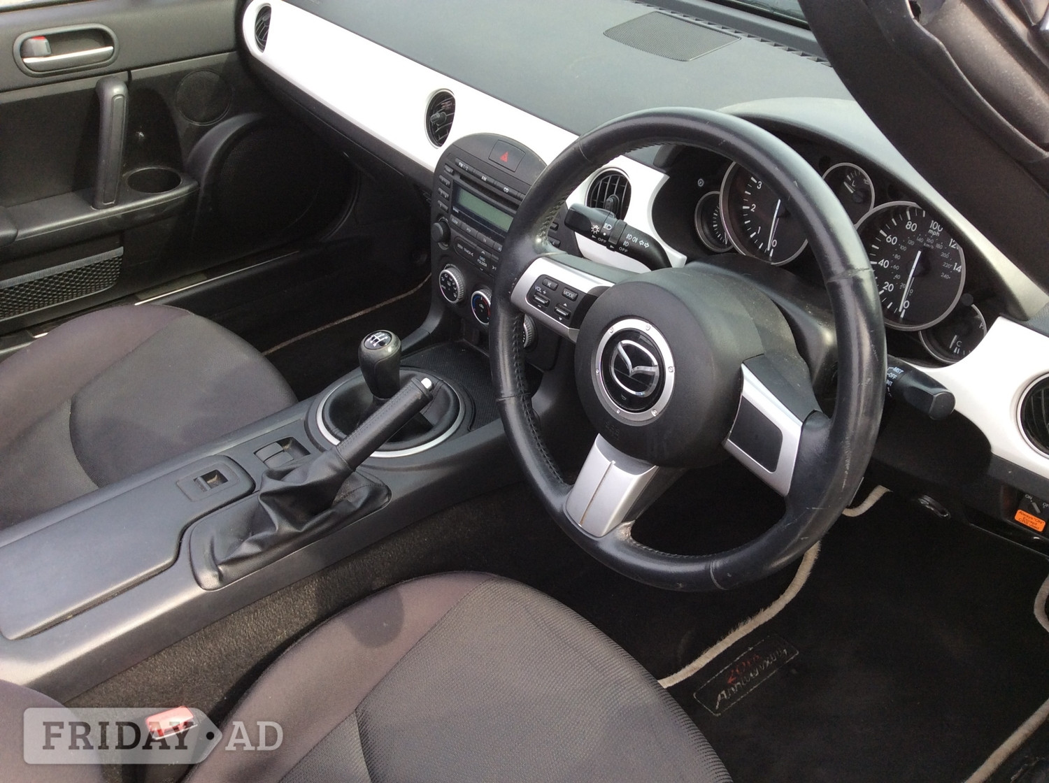 Mazda MX-5 2010 - Cars