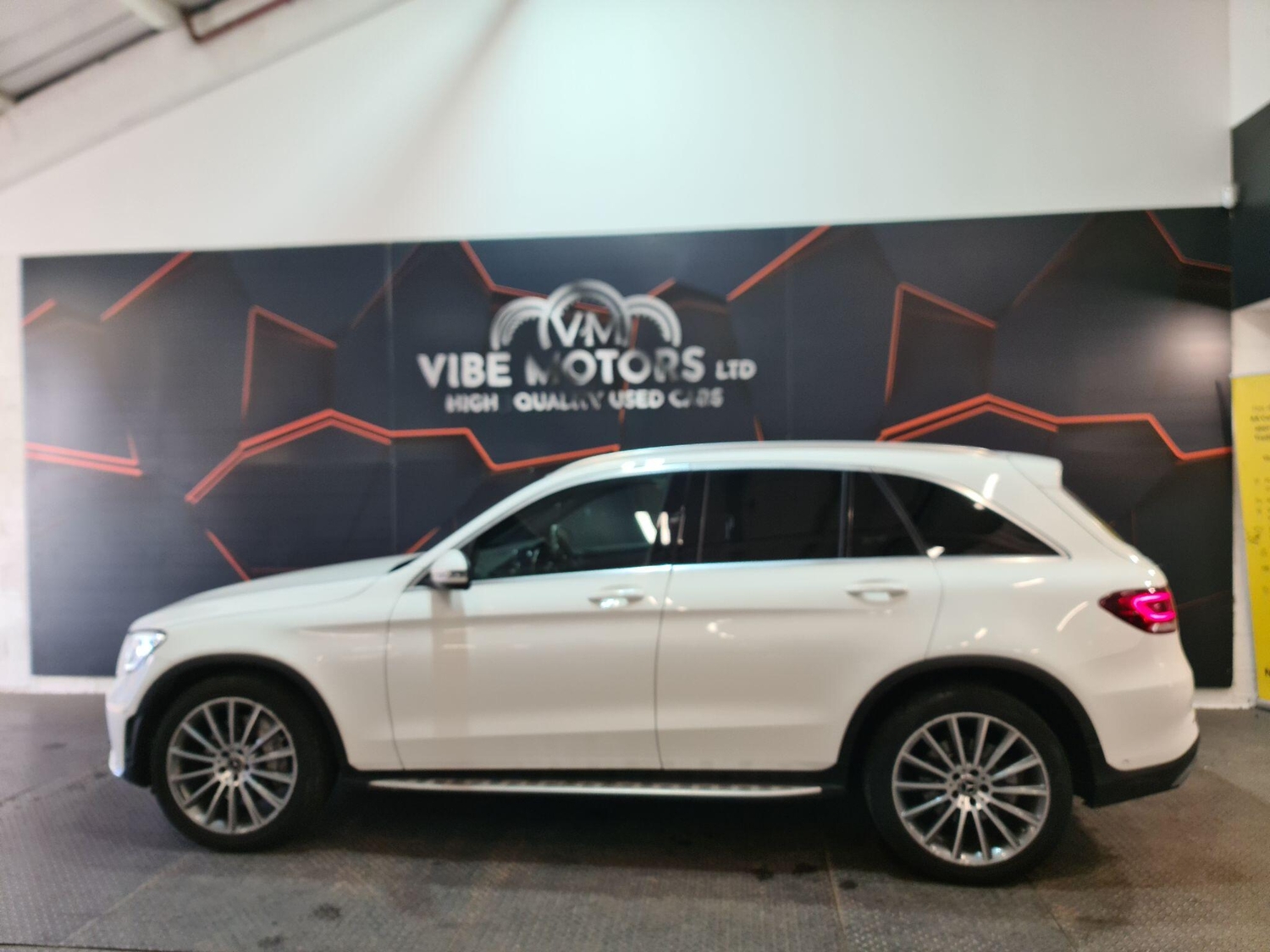 Mercedes-Benz GLC 2019 - Cars in Harrow