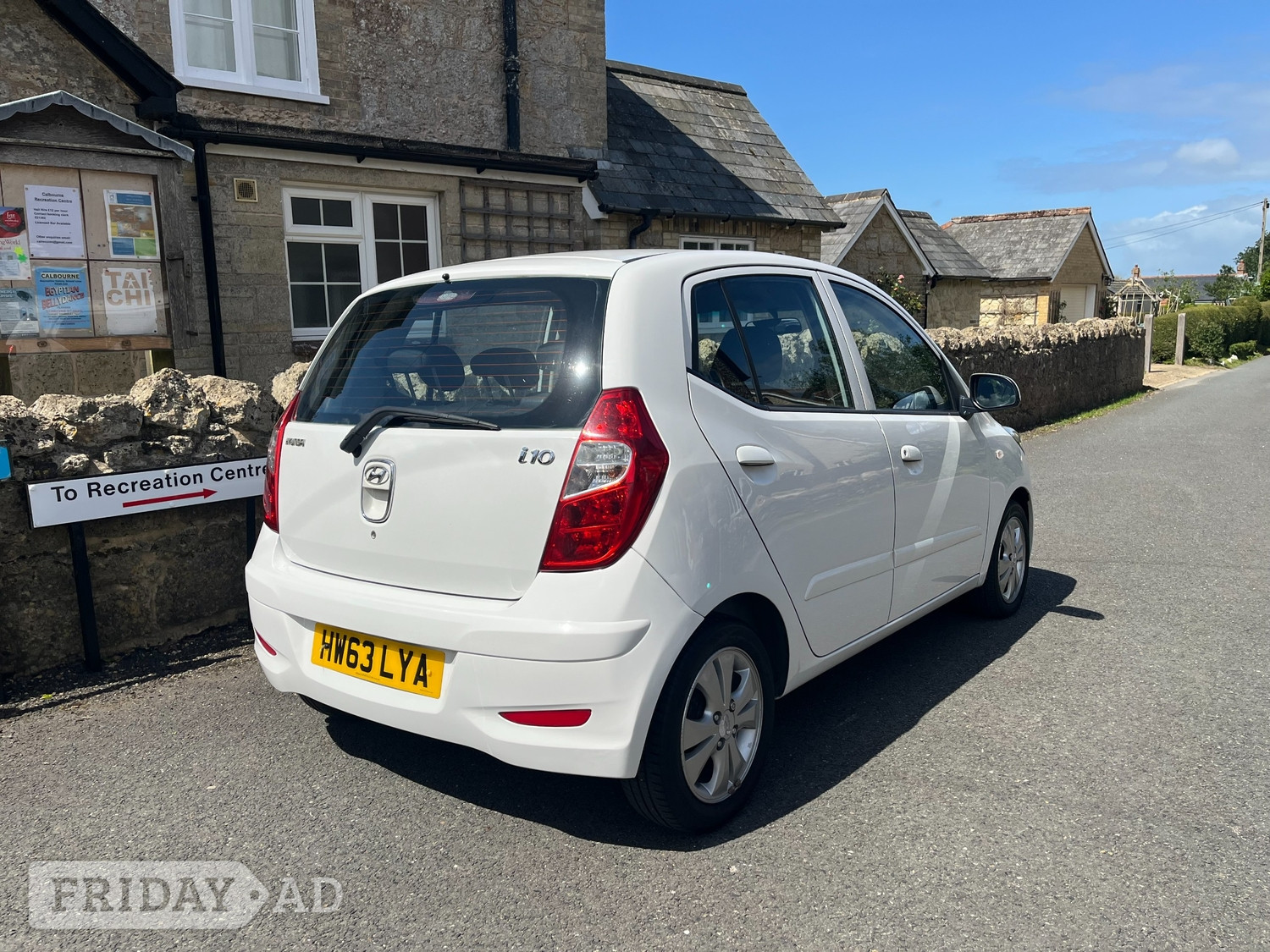 Hyundai i10 2014 - Cars in Newport