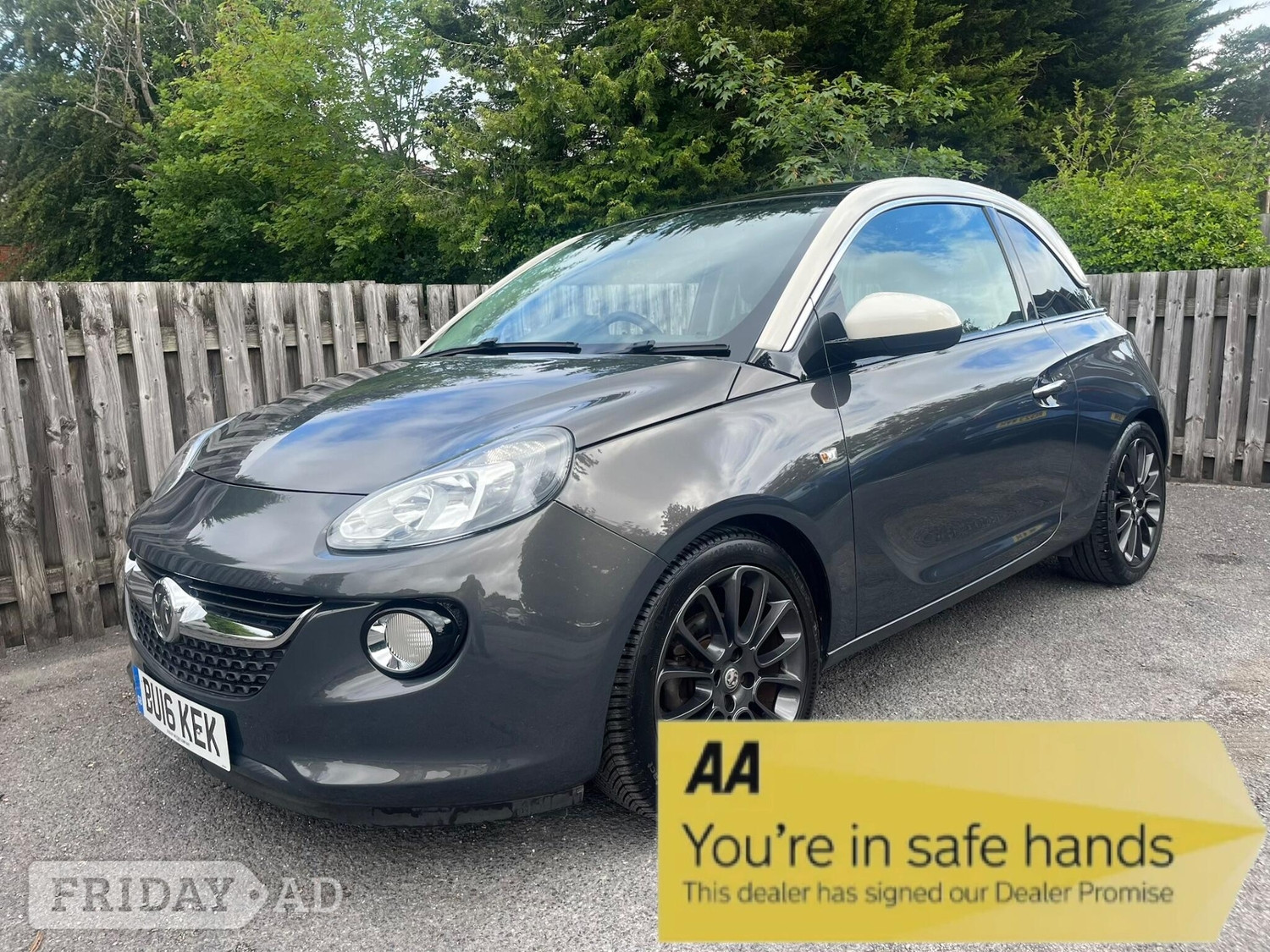 Vauxhall Adam 2016 in Fleet