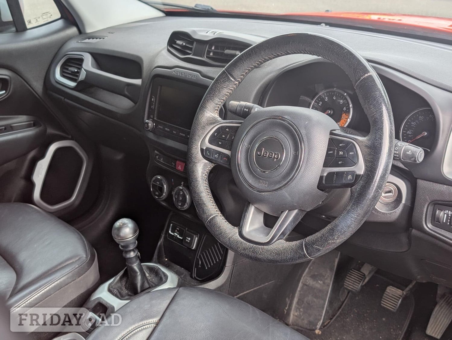 [ berth ]Jeep Renegade