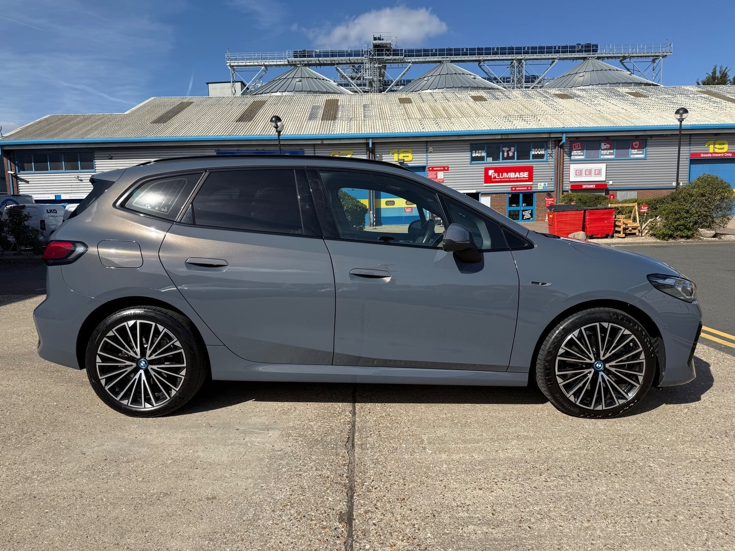 [ berth ]BMW 2 Series Active Tourer