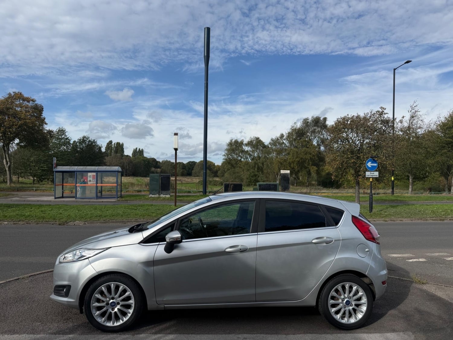 Ford Fiesta 2014 - Cars