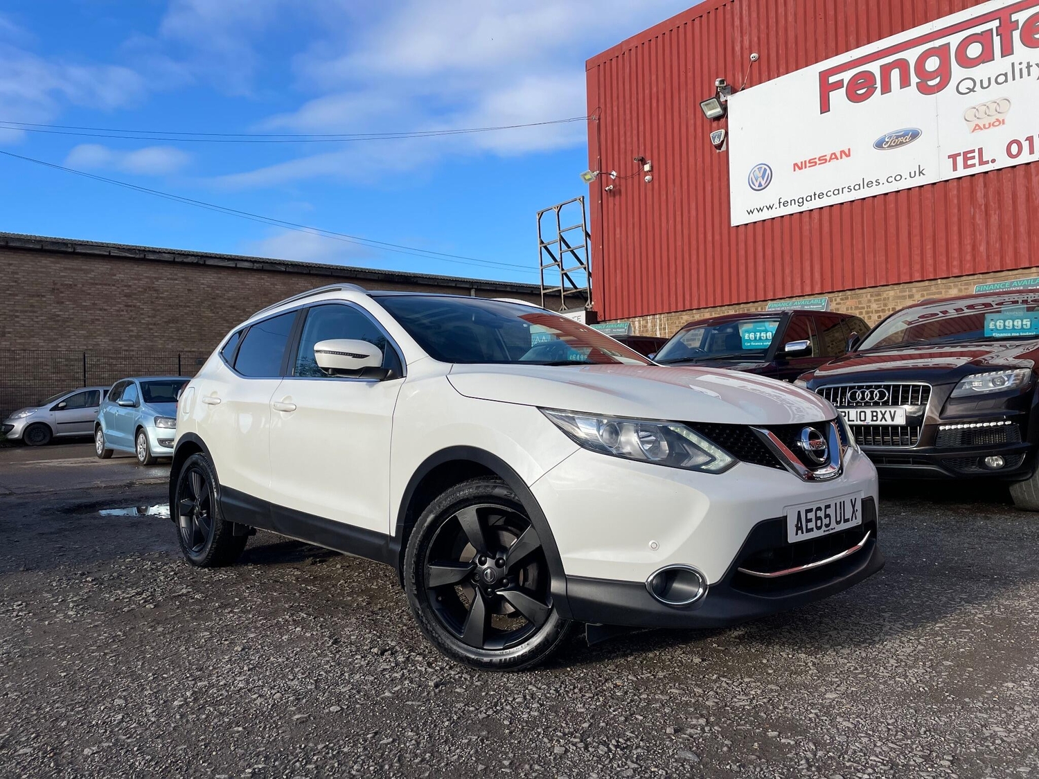 Nissan Qashqai 2015 - Cars