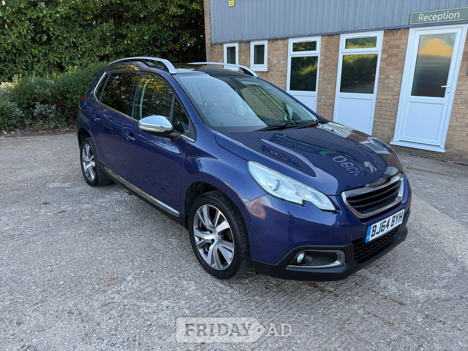 Peugeot 2008 2015 - Cars