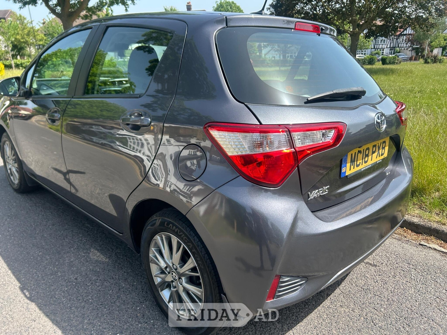 Toyota Yaris 2018 - Cars in Lambeth