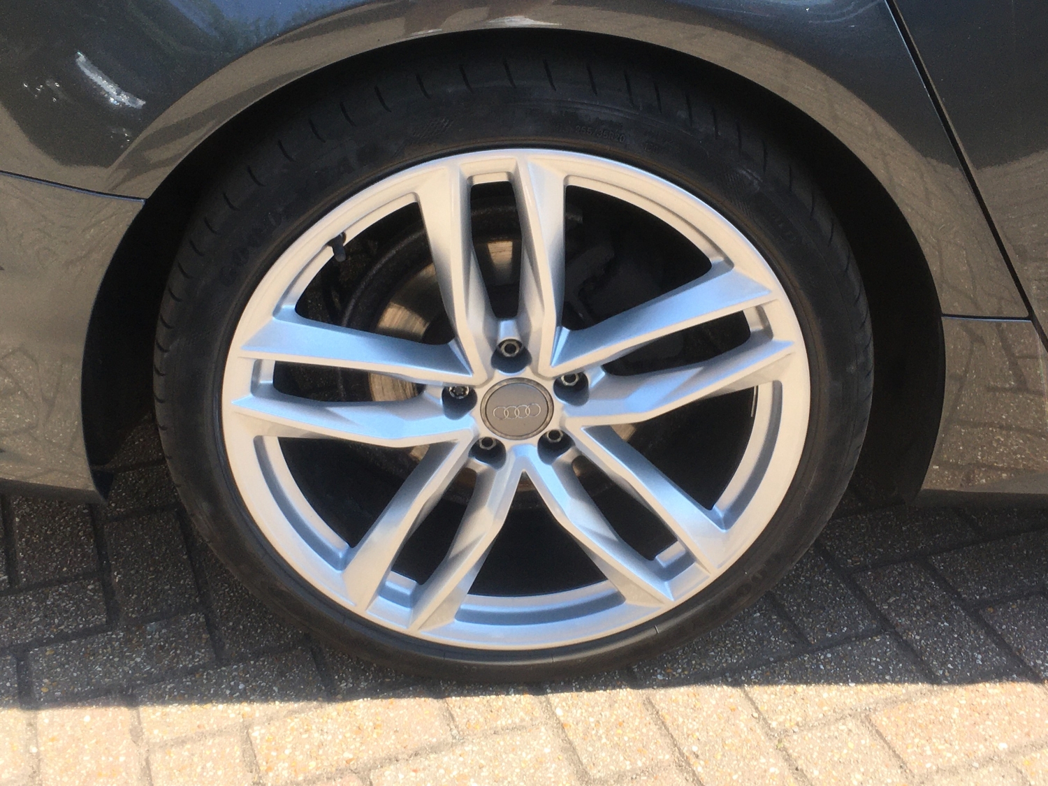 Audi A6 Avant 2017 - Cars in Haywards Heath