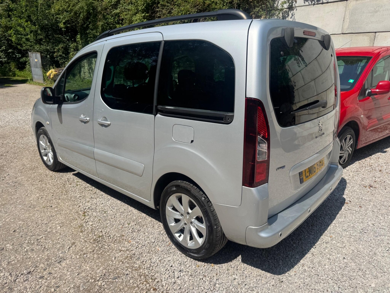 Peugeot Partner Tepee 2016 - Cars in Stockport