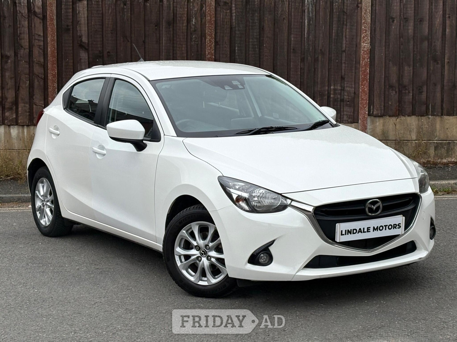 Mazda Mazda2 2015 in Oldham