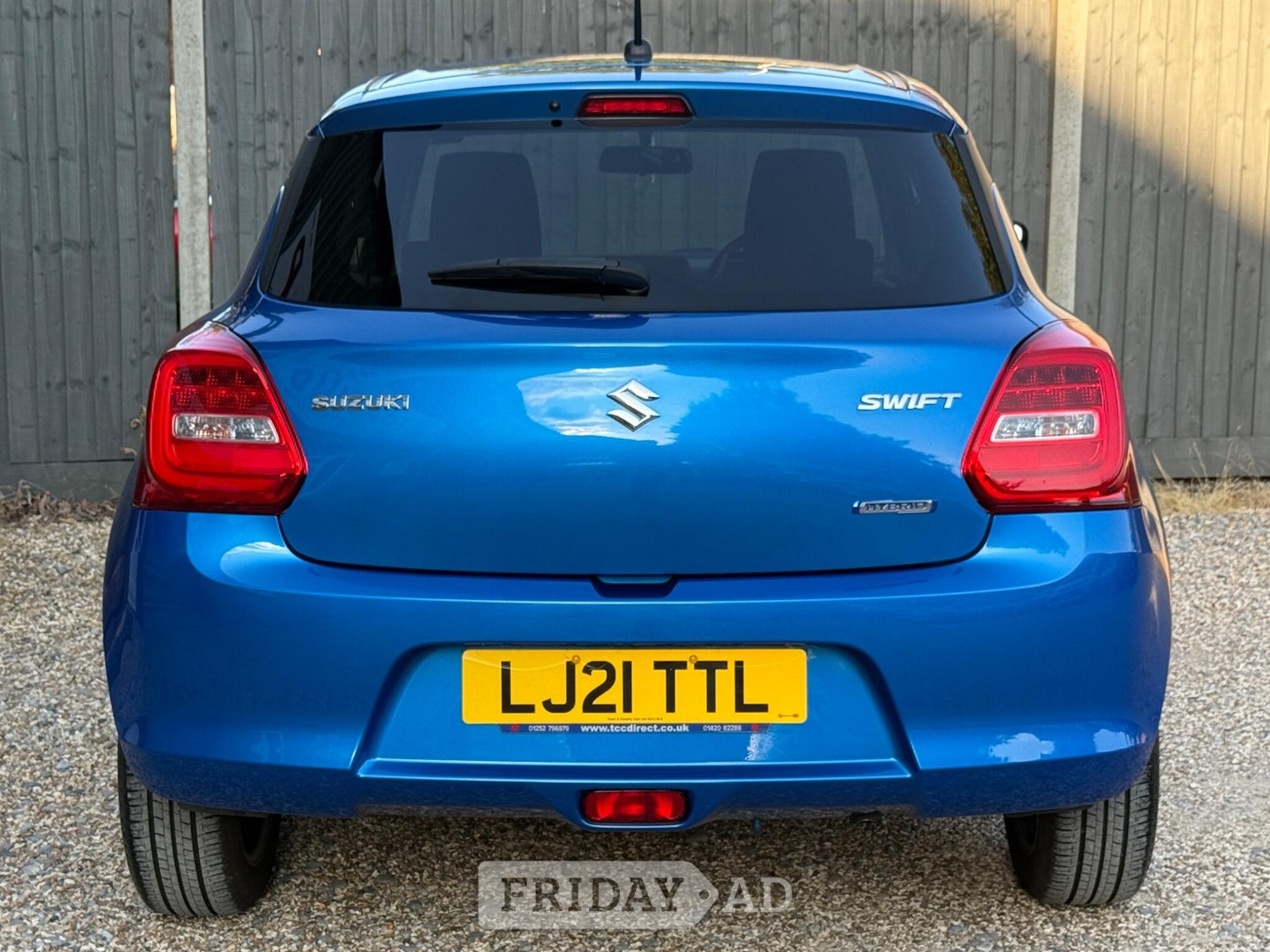 Suzuki Swift 2021 - Cars in Crowthorne