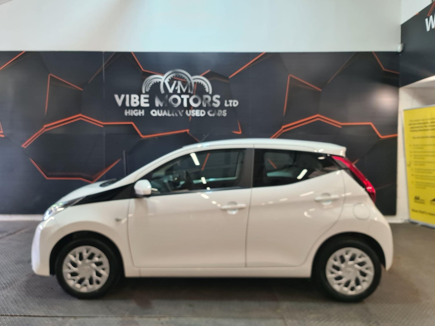 Toyota Aygo 2020 - Cars