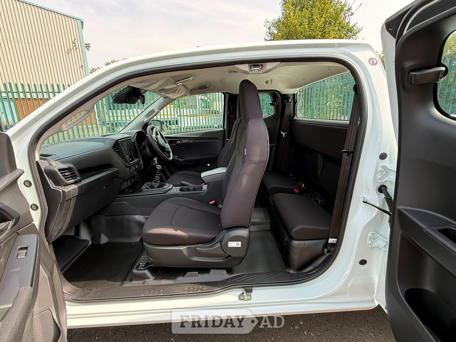 [ berth ]Isuzu D-MAX