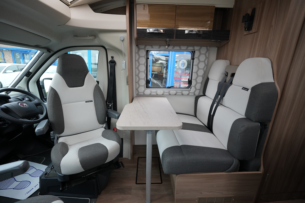 Swift Rio 325 2017 for sale - Motorhomes & Caravans in Haywards Heath