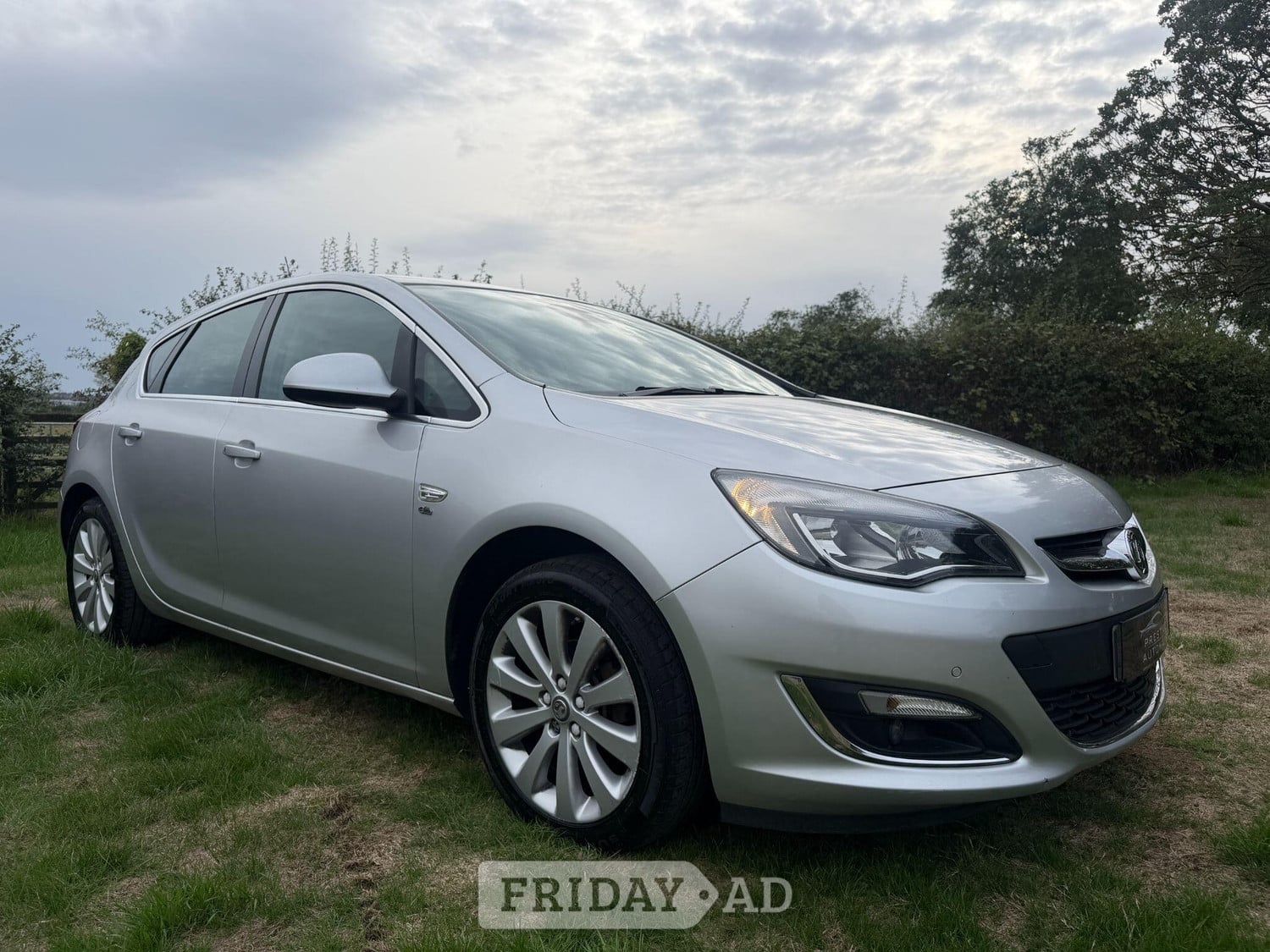Vauxhall Astra 2015 - Cars in Nottingham