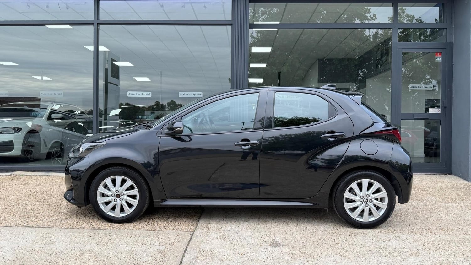 Toyota Yaris 2022 - Cars in Ipswich