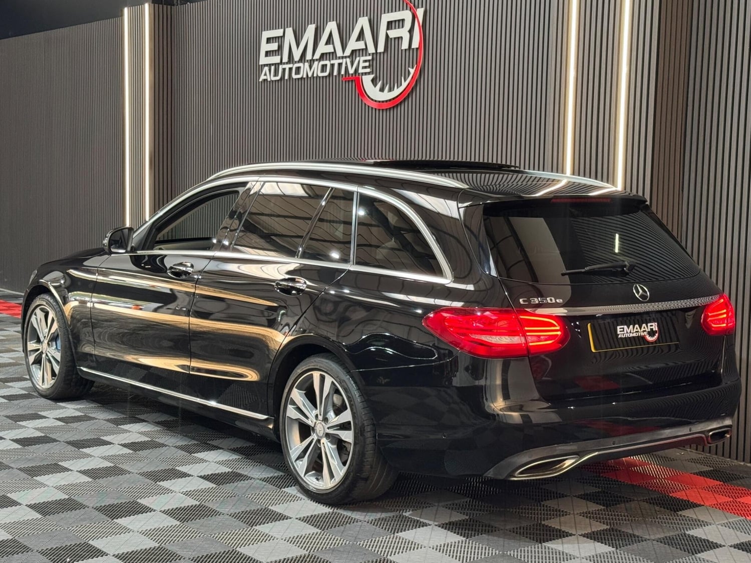 [ berth ]Mercedes-Benz C Class