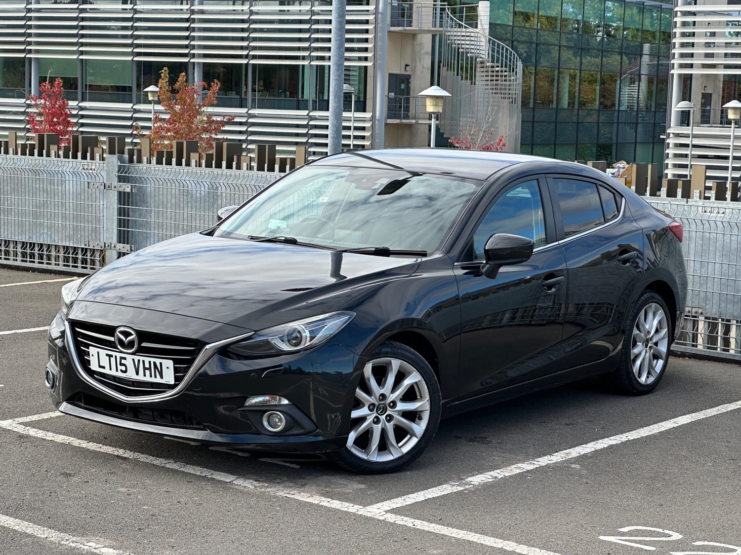 [ berth ]Mazda 3