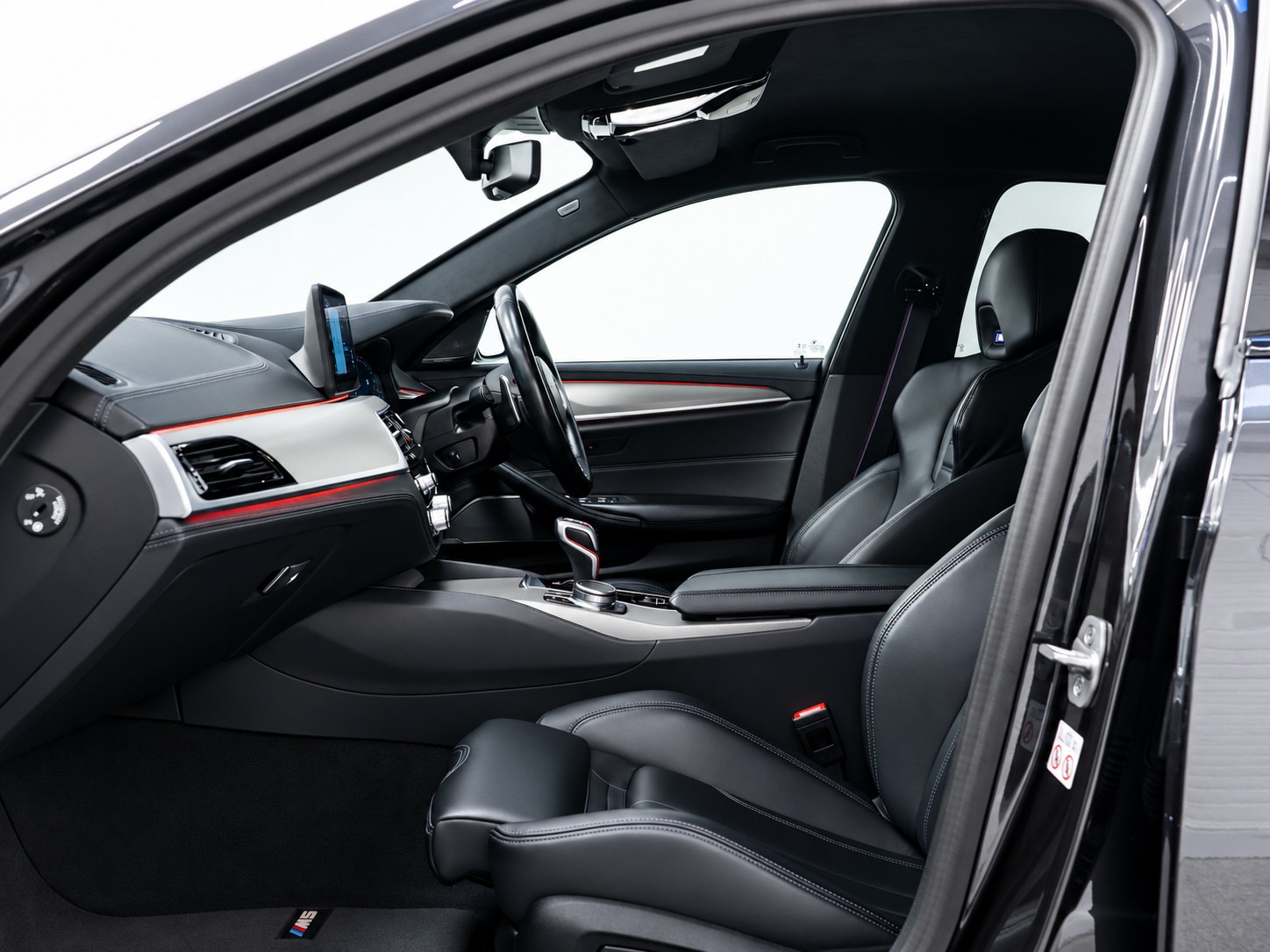 BMW M5 2022 - Cars