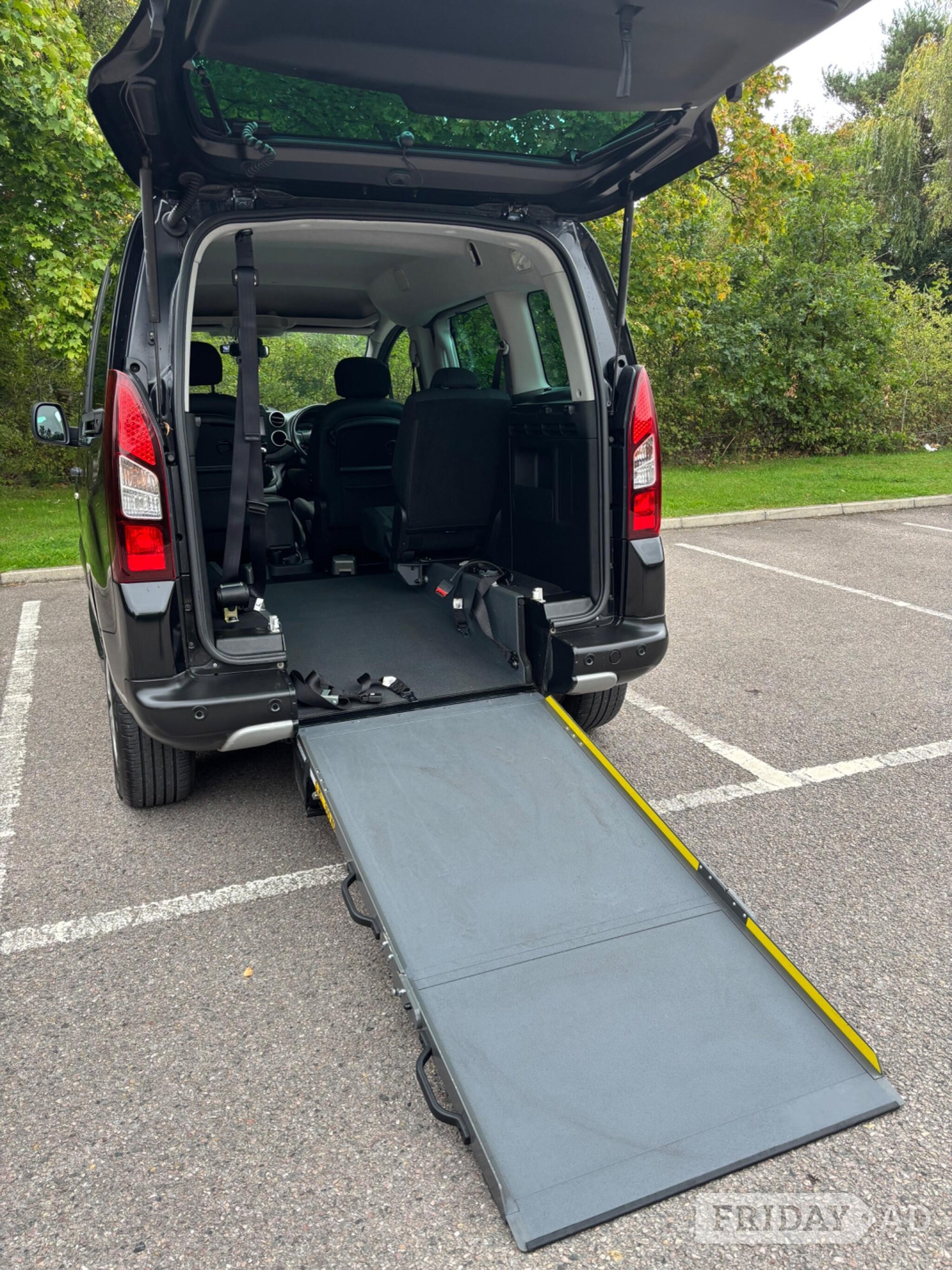 [ berth ]Citroen Berlingo